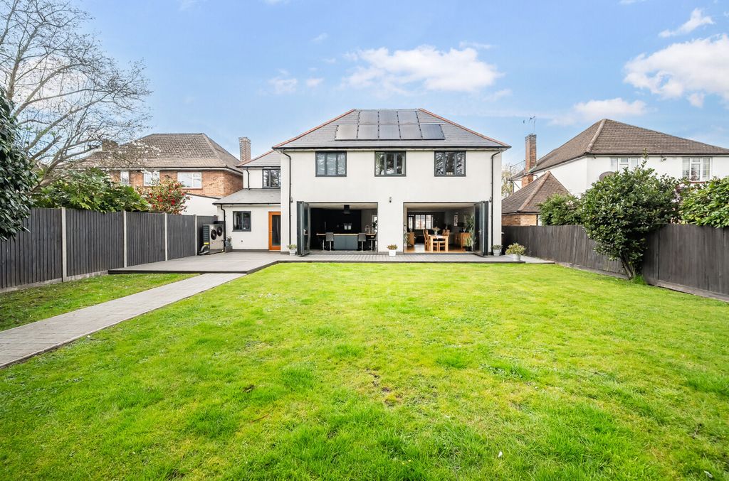 Property photo 2 of 21 1435333-23-69Cbd4...