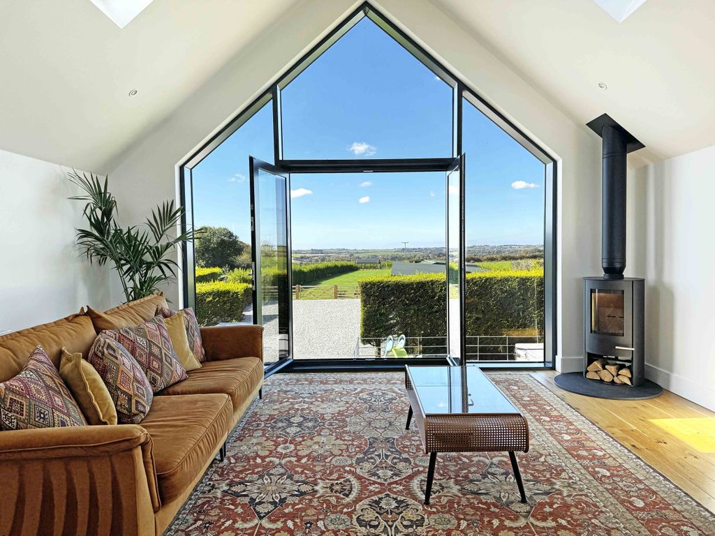 Property photo 1 of 25 Photo 1