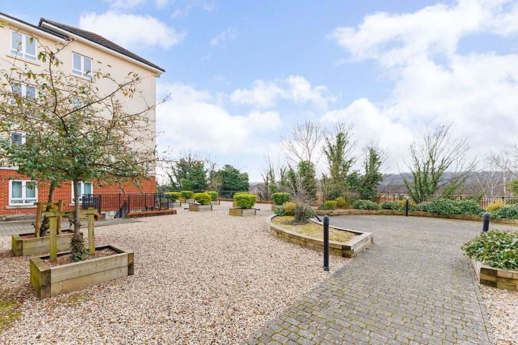 Property photo 2 of 7 Garner House