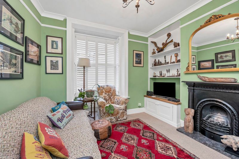 Property photo 3 of 25 Sitting Room