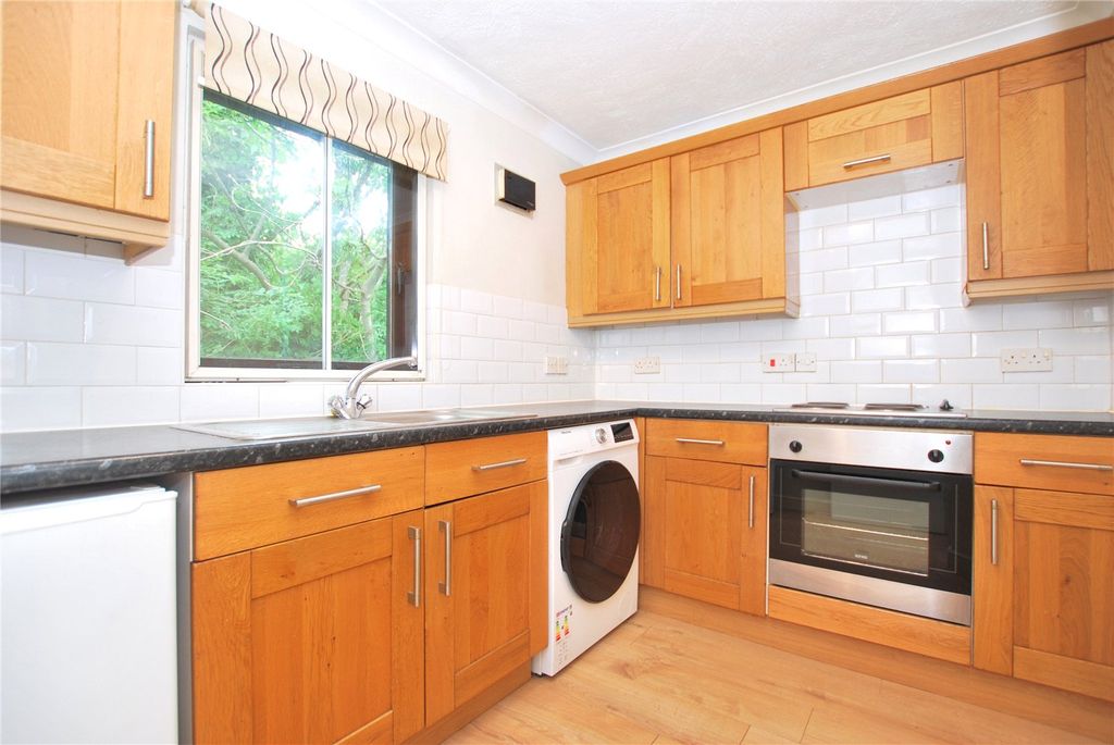 Property photo 2 of 5 Picture No. 01