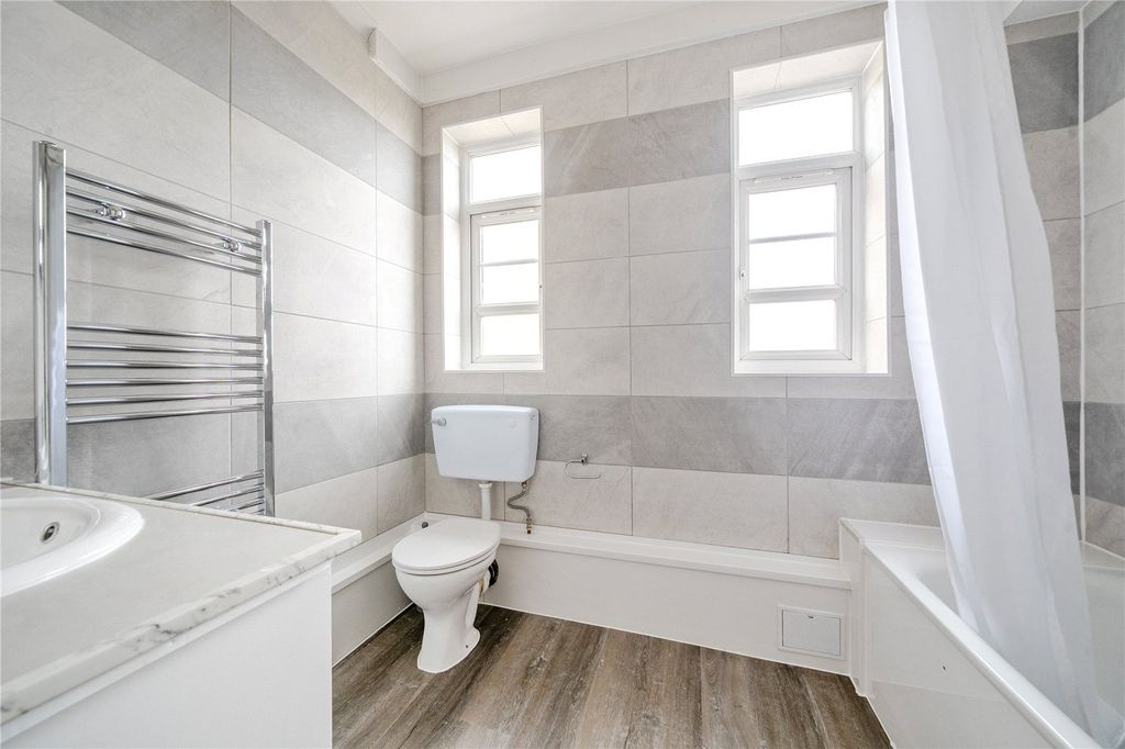 Property photo 2 of 15 Picture No. 07