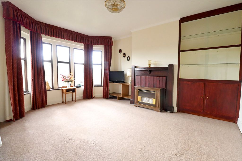 Property photo 2 of 14 Picture No. 01
