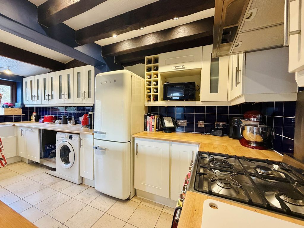 Property photo 3 of 16