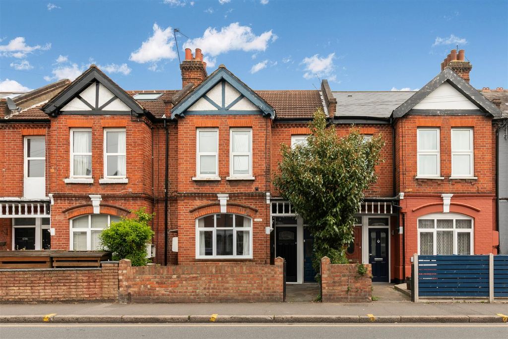 Property photo 1 of 11 Kingston Road .Jpg