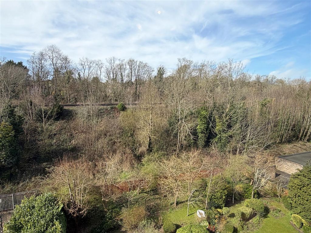 Property photo 2 of 11 Viewa.Jpg