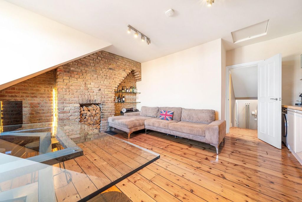 Property photo 3 of 10 Reception (4).Jpg