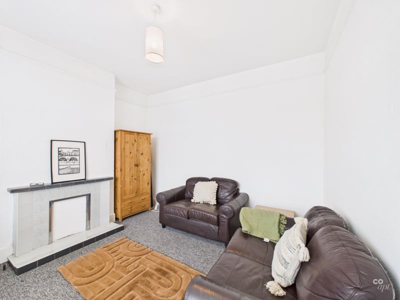 Property photo 3 of 10 Living Room