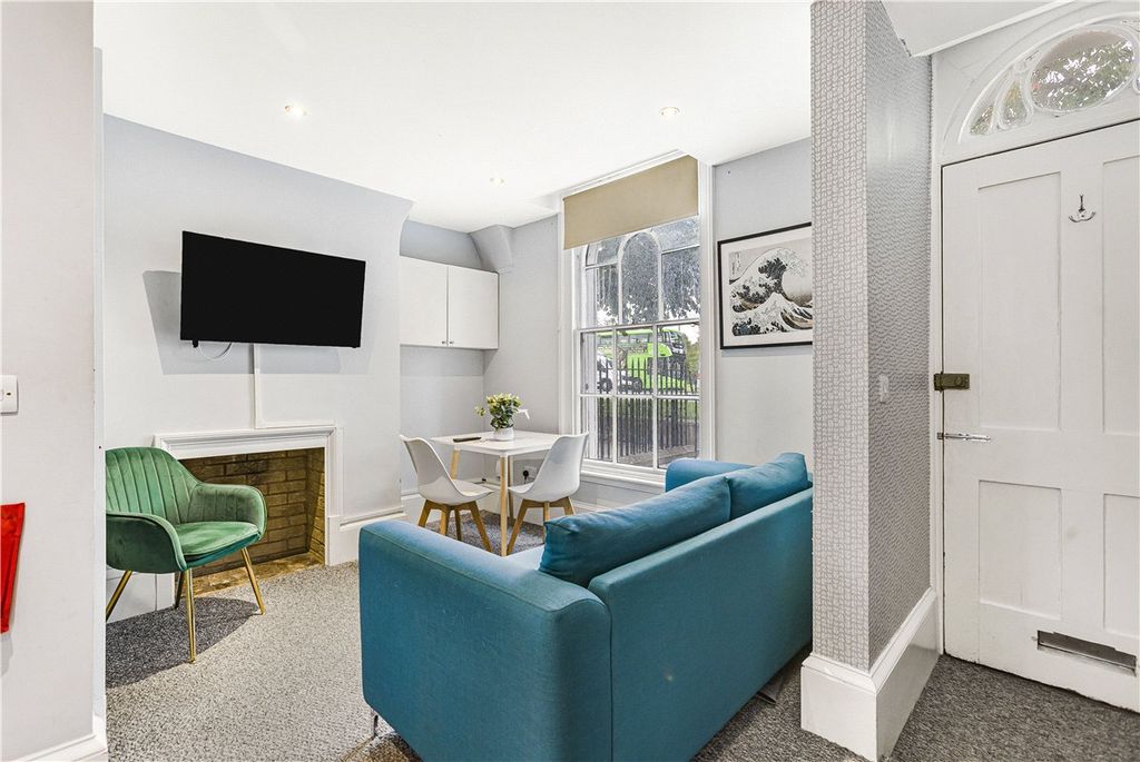 Property photo 3 of 22 Picture 3