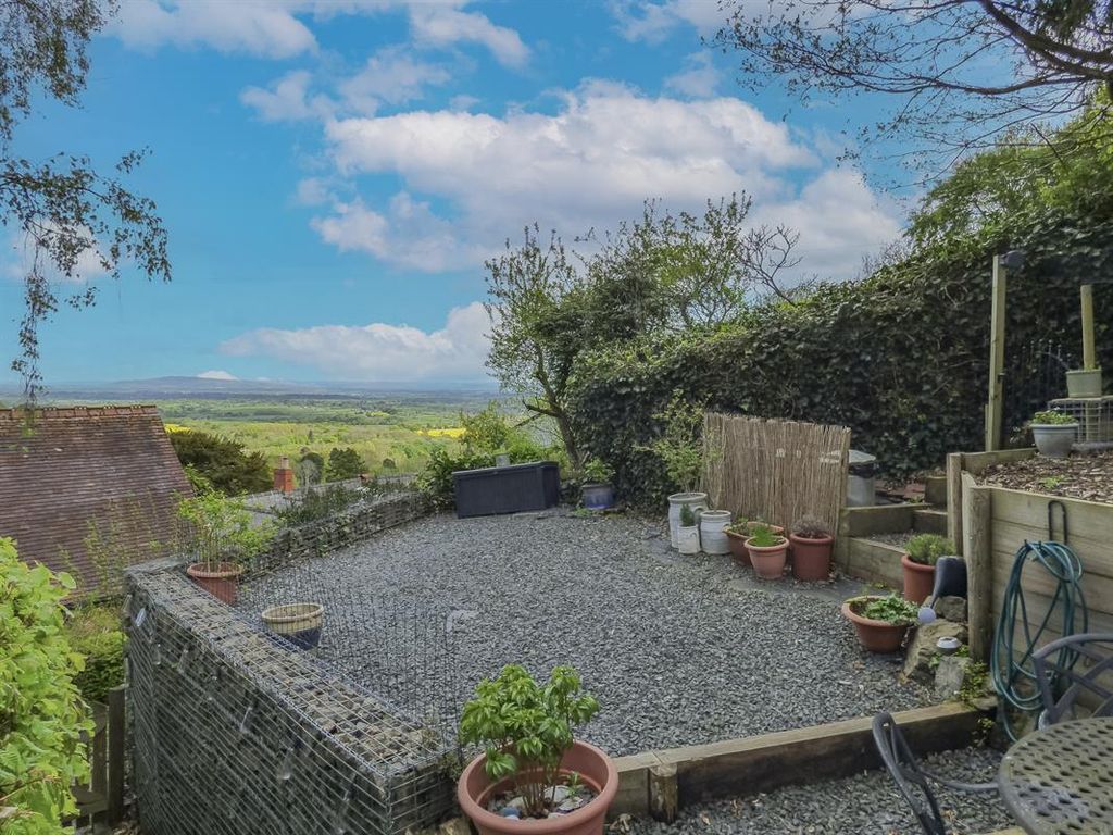 Property photo 3 of 10 Photo 23