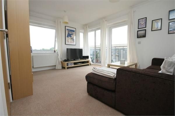 Property photo 2 of 11 2