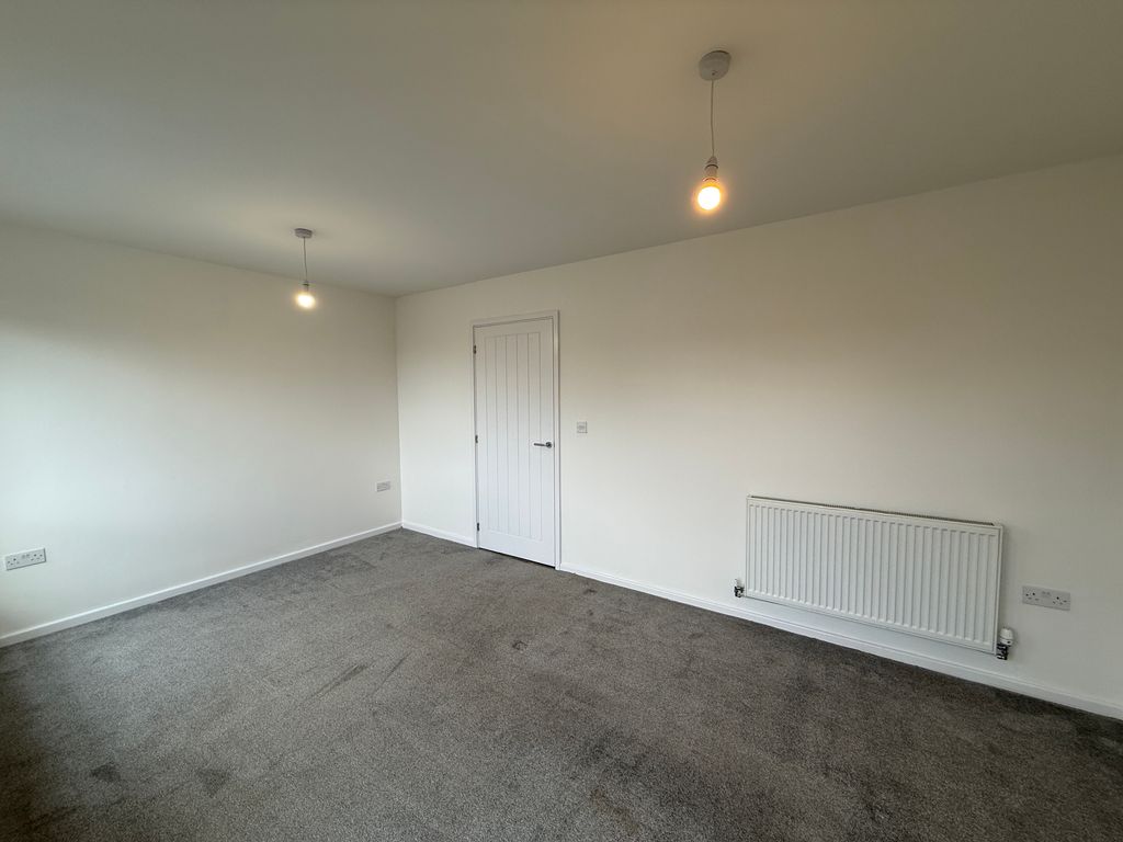 Property photo 1 of 9 Lounge