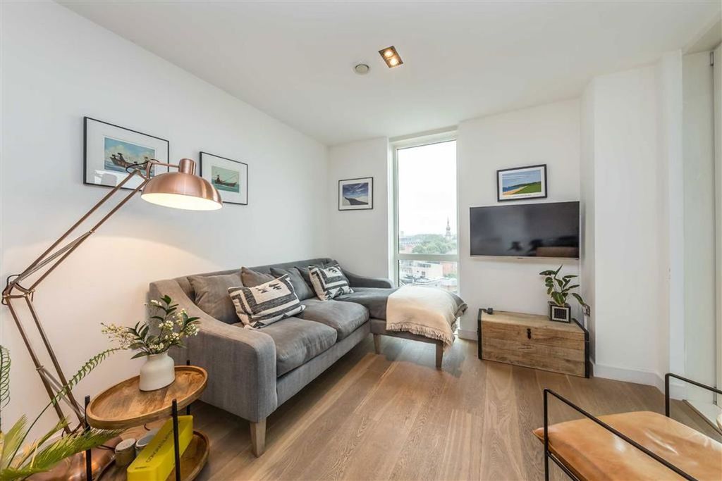 Property photo 2 of 11