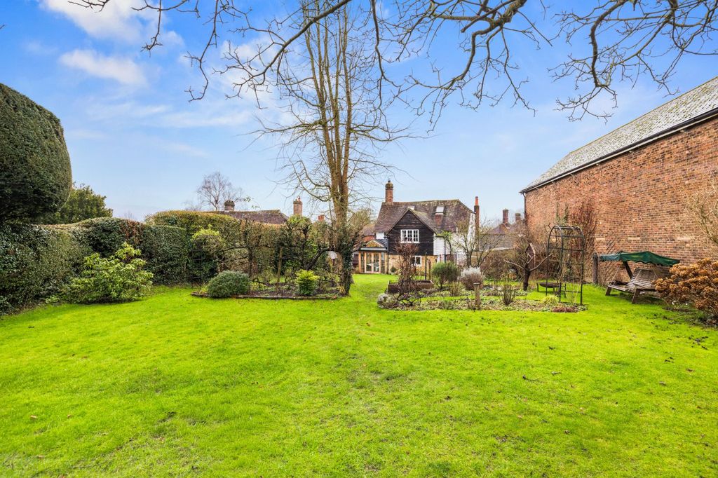 Property photo 2 of 19 Picture No. 20