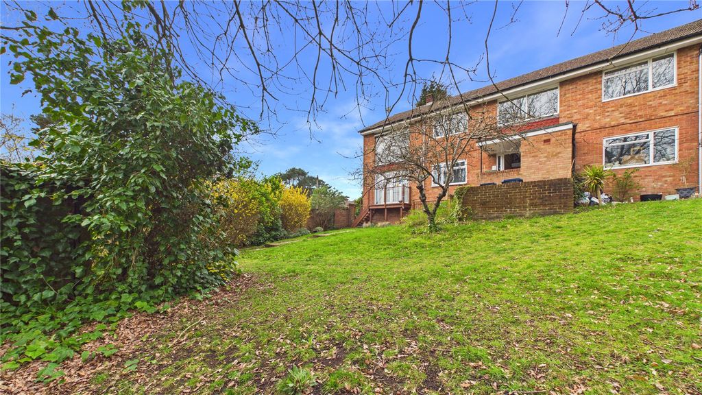 Property photo 2 of 17 Picture 2