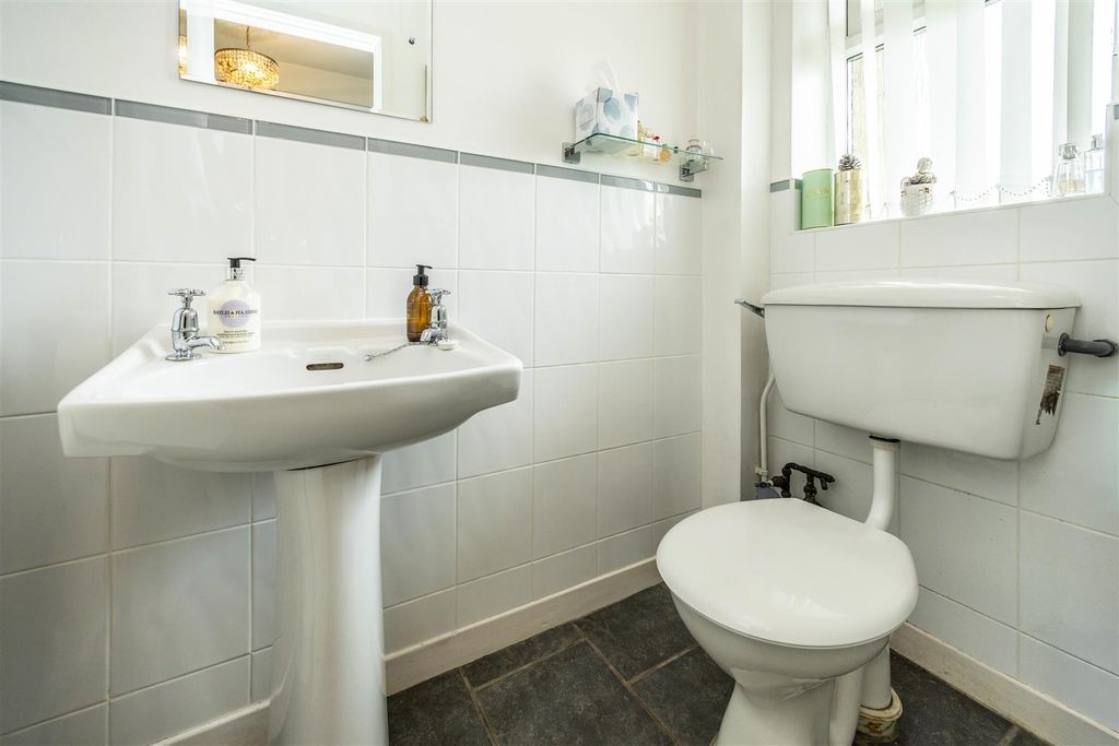 Additional image 24 of 3 bed detached bungalow for saleVine Close, Clifton, Brighouse HD6