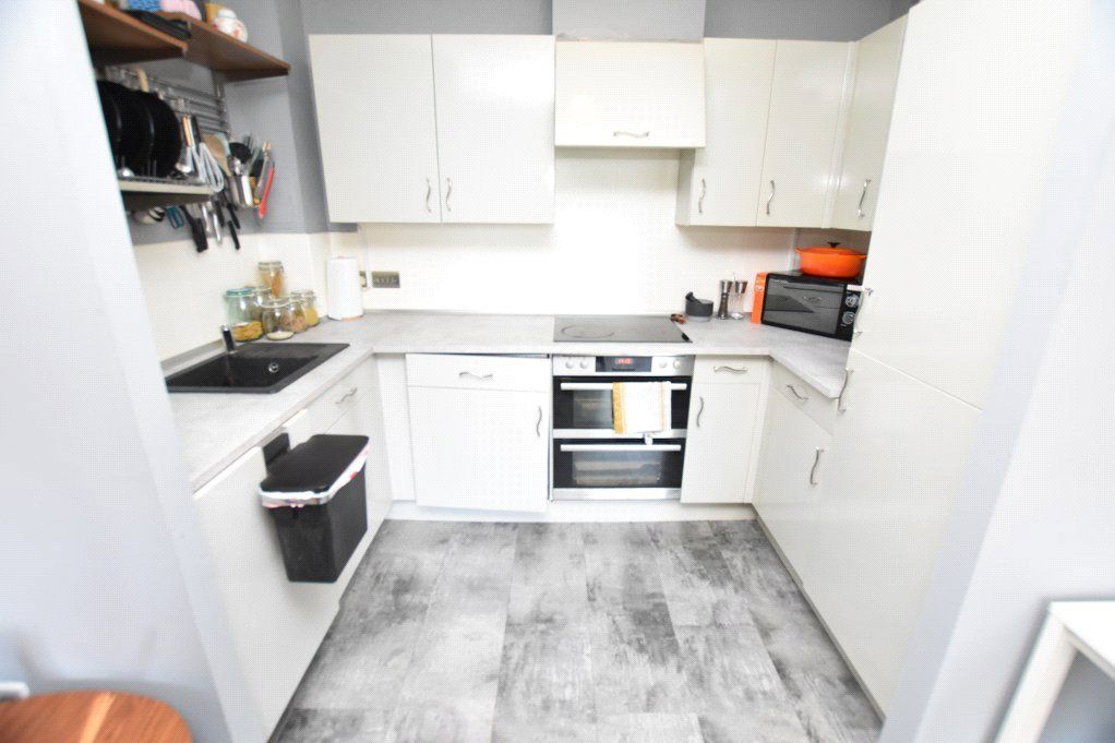Property photo 3 of 13 Picture No. 02
