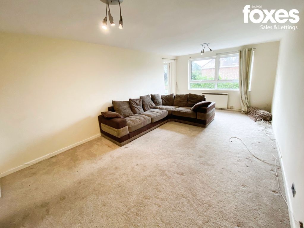 Property photo 2 of 10 3870192