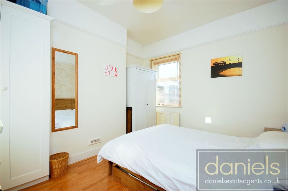 Property photo 3 of 5