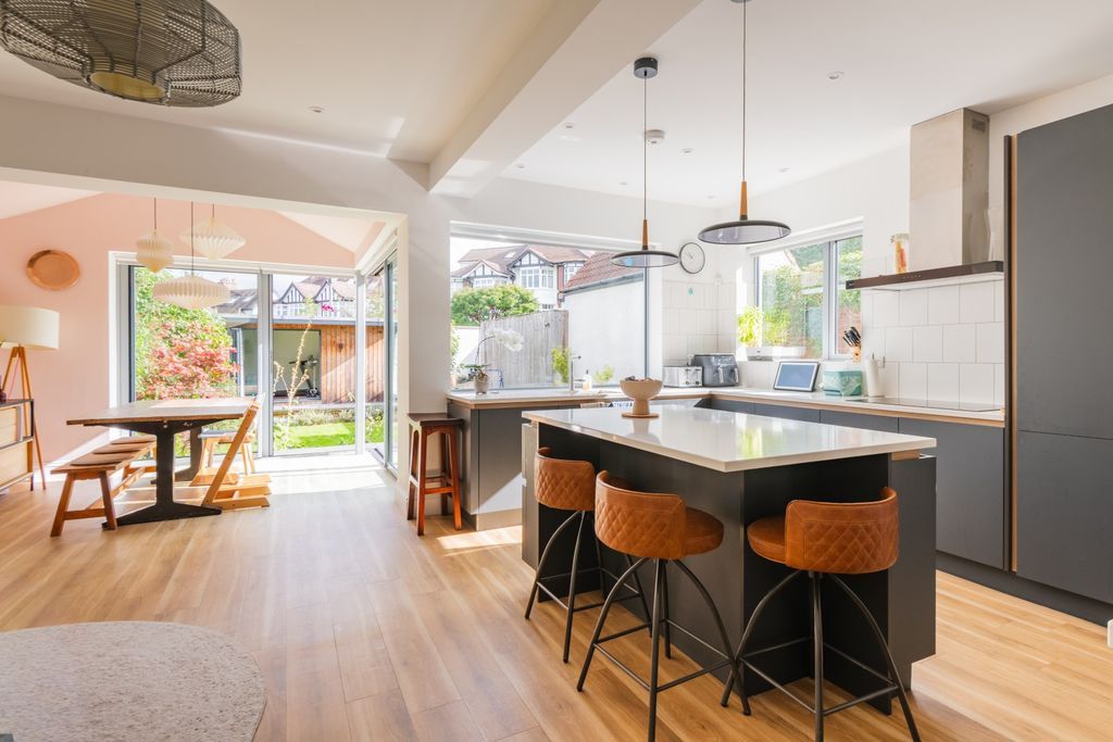 Property photo 3 of 26 Open Plan Kitchen/Dining Area
