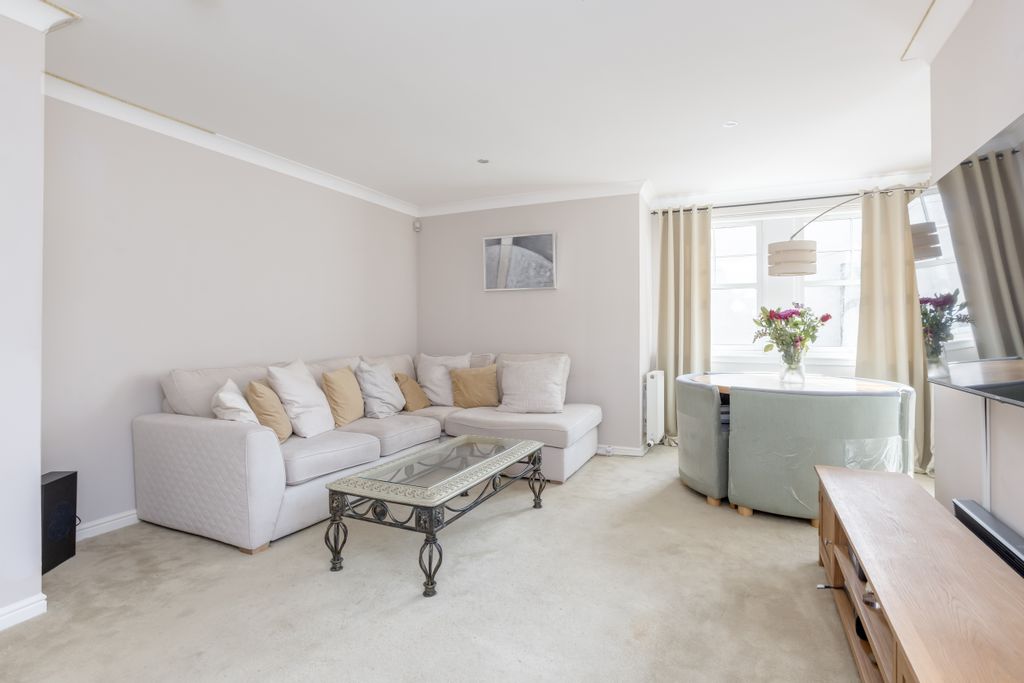 Property photo 2 of 17 Property Image 2