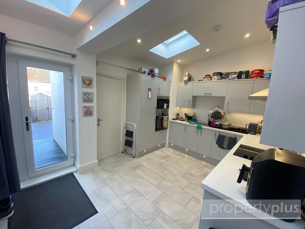 Property photo 2 of 13 Picture No. 03