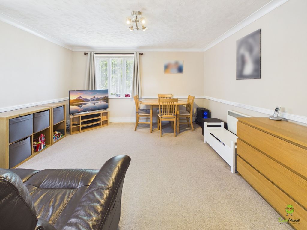 Property photo 2 of 11 Presented By Clinton At Ewemove Bexleyheath And Da