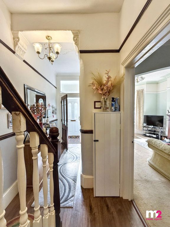 Property photo 3 of 22