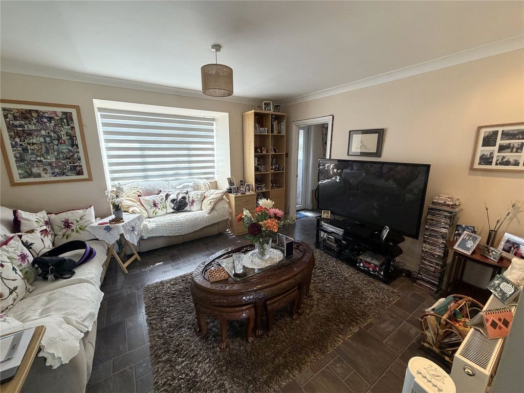 Property photo 3 of 15 Picture No. 03