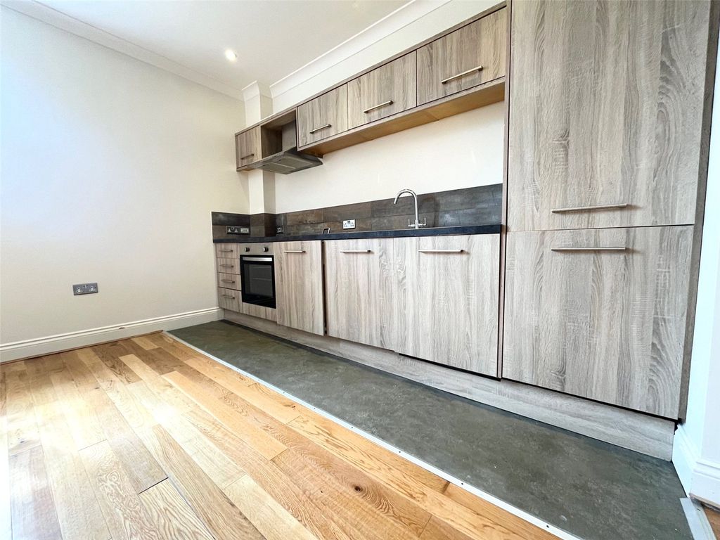 Property photo 1 of 8 Picture No. 06