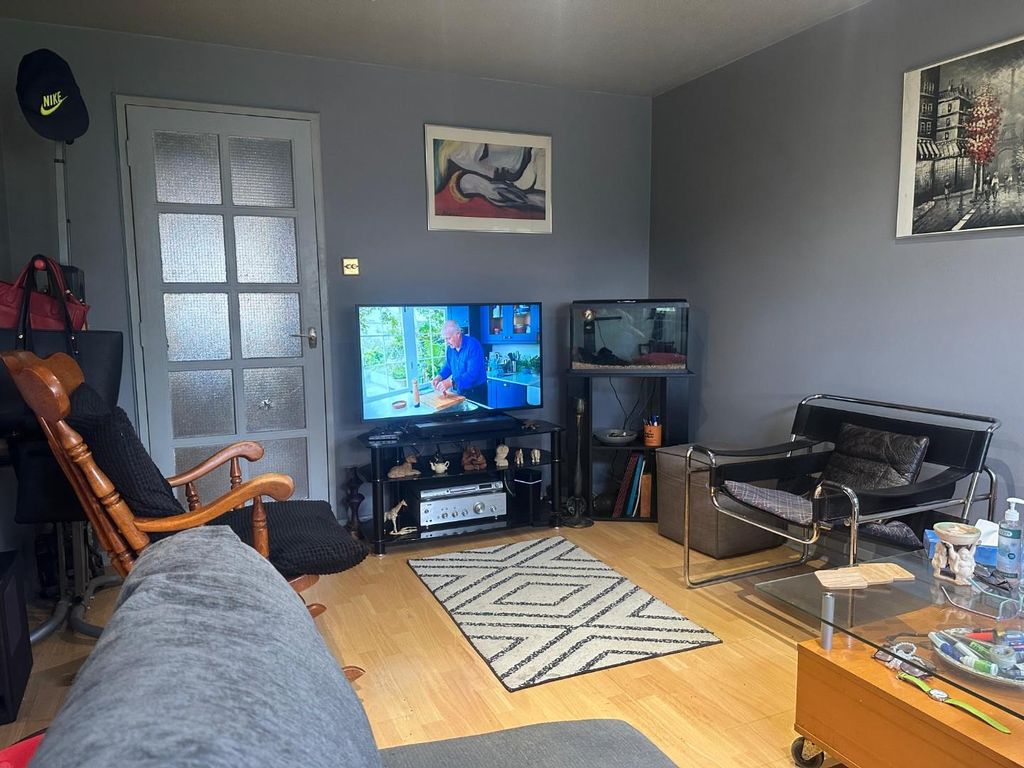 Property photo 3 of 13 3.Jpg
