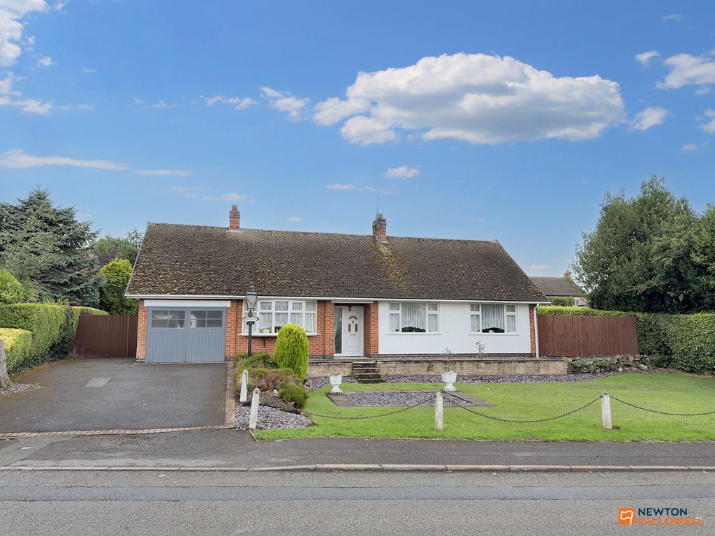 Property photo 1 of 41