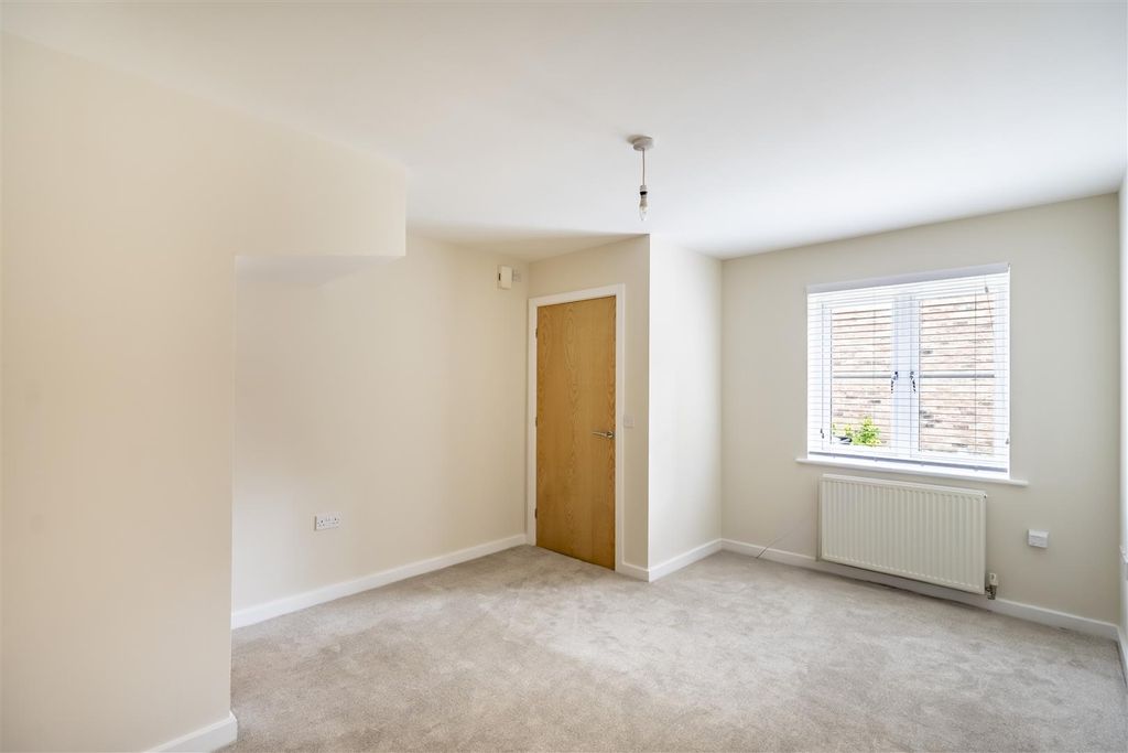 Property photo 1 of 11 4Ac-2.Jpg
