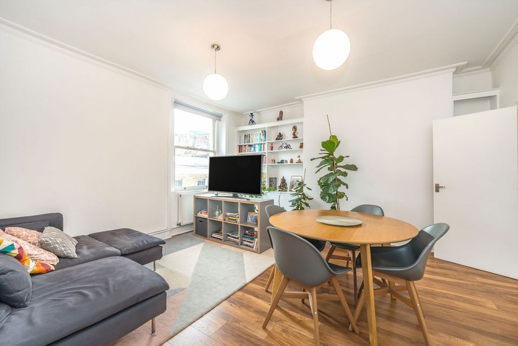 Property photo 2 of 5