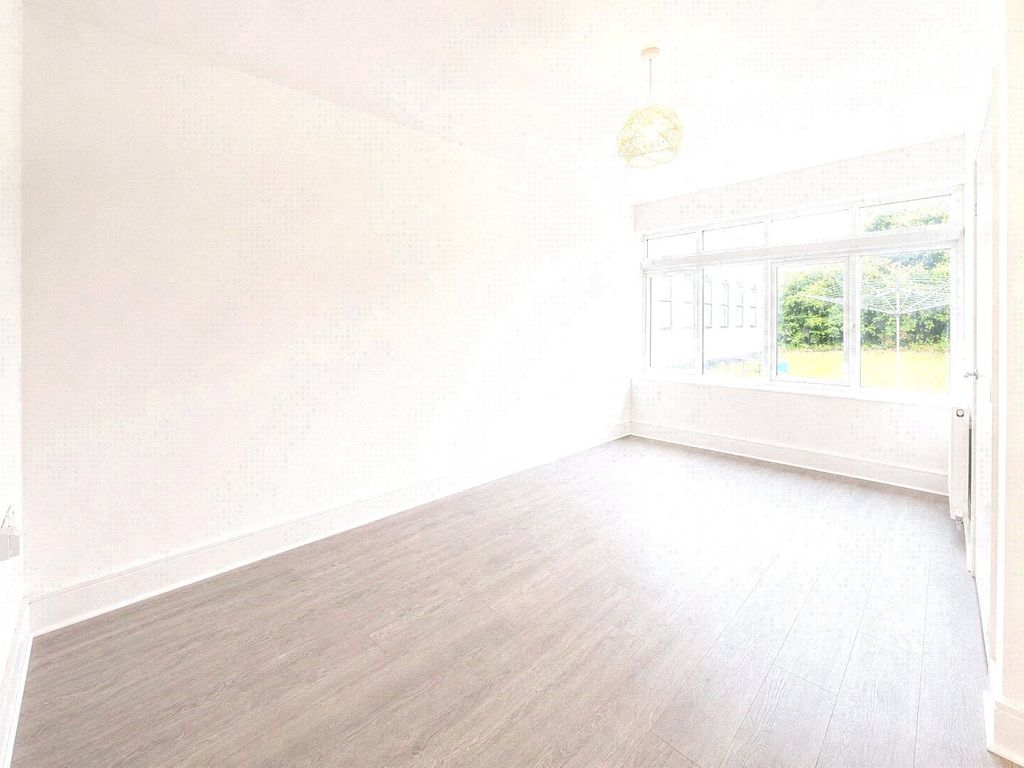 Property photo 2 of 3 Picture No. 02
