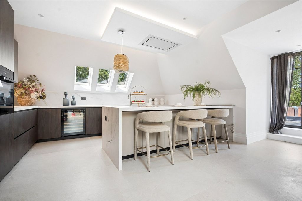 Property photo 2 of 14 * Show Home