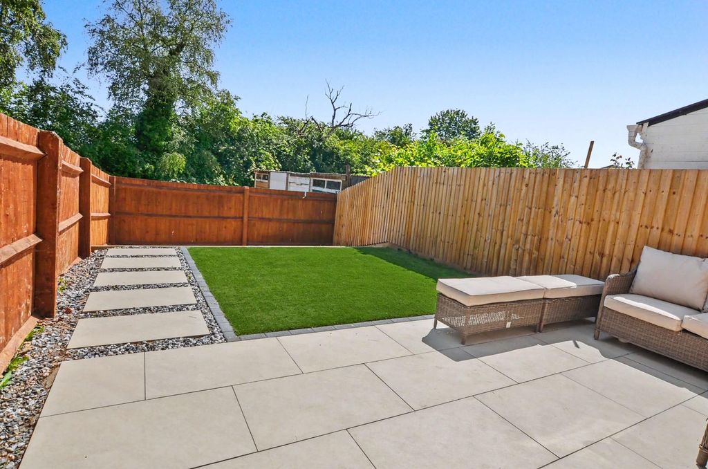 Property photo 2 of 20 Rear Garden