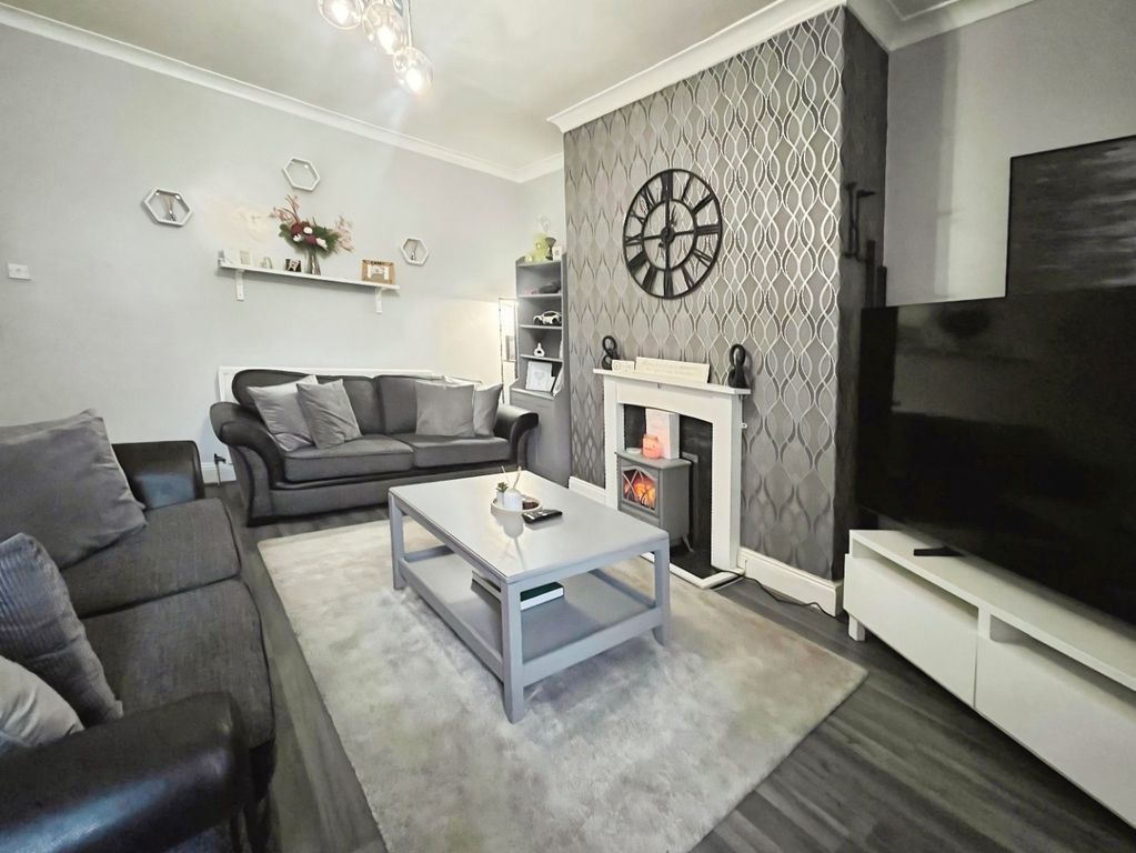 Property photo 1 of 12 4868740