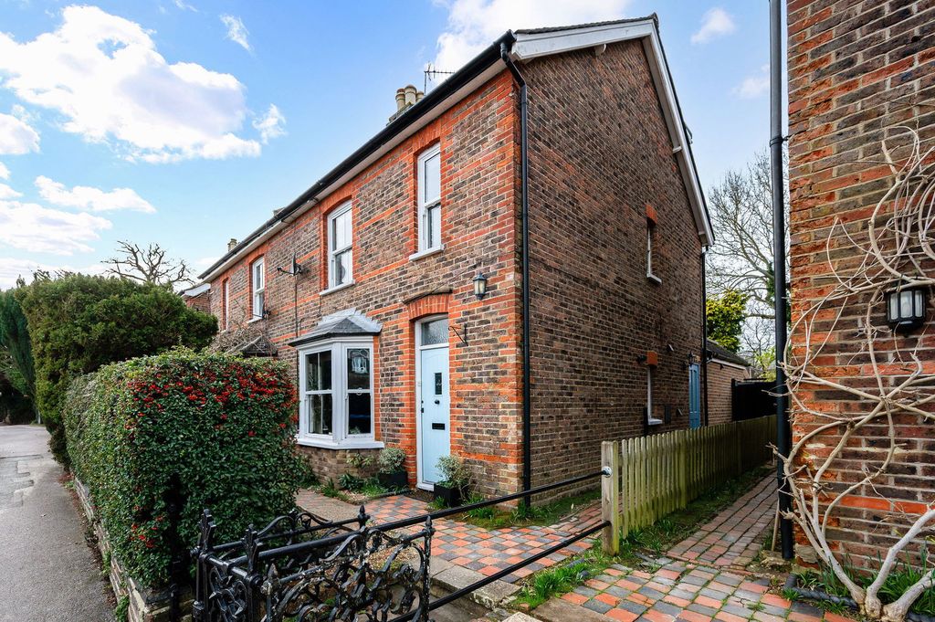 Property photo 1 of 29