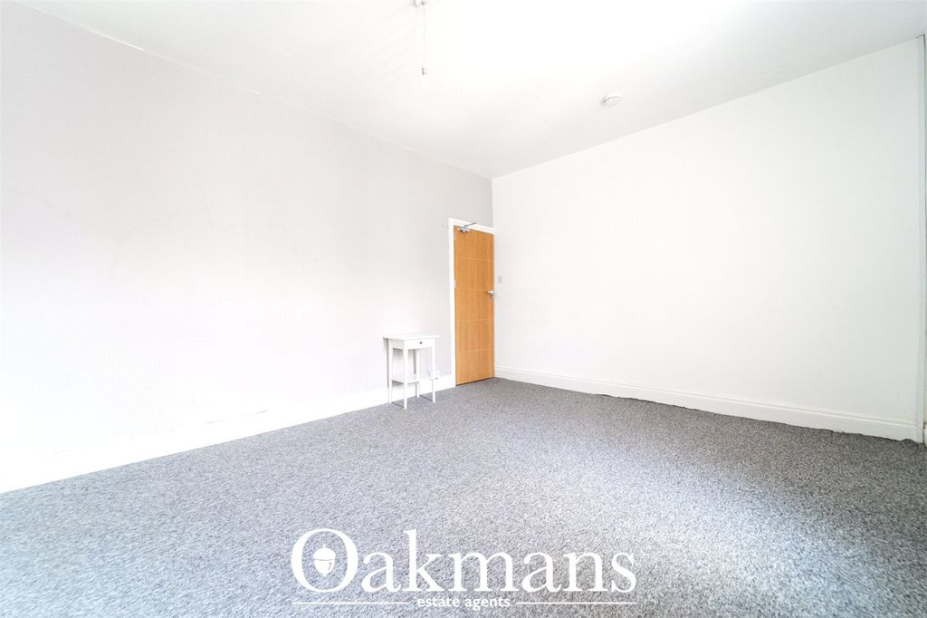 Property photo 3 of 17 Picture No. 02