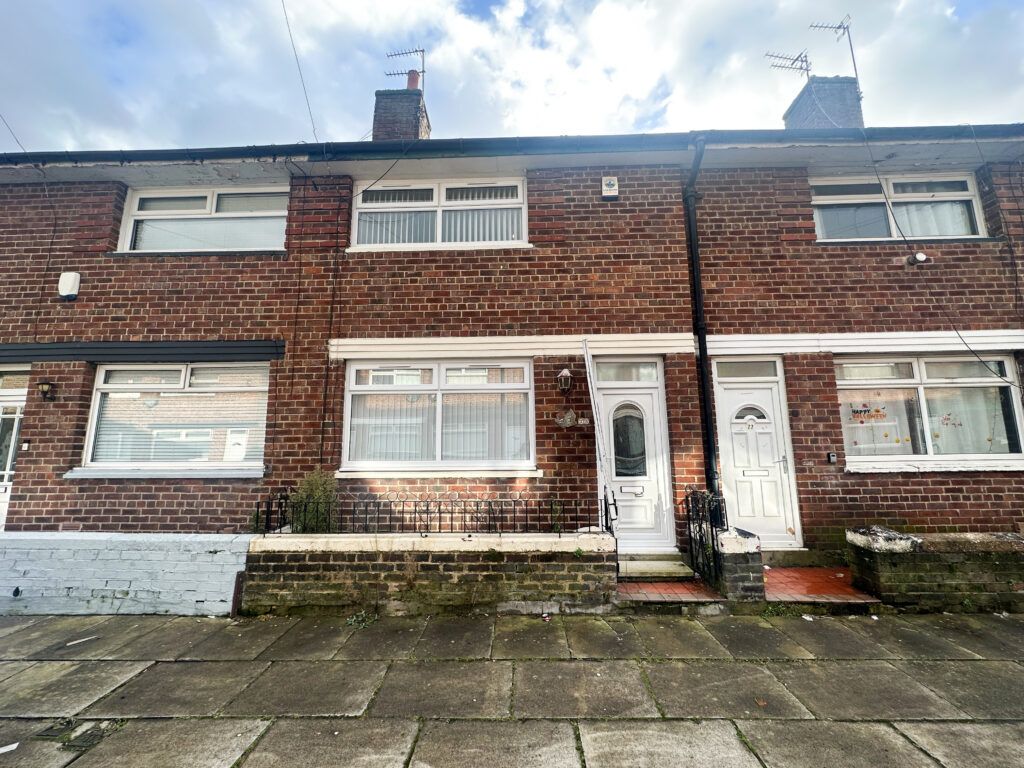 Property photo 1 of 11