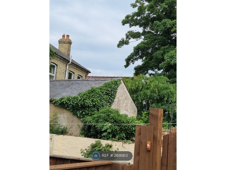 Property photo 3 of 14