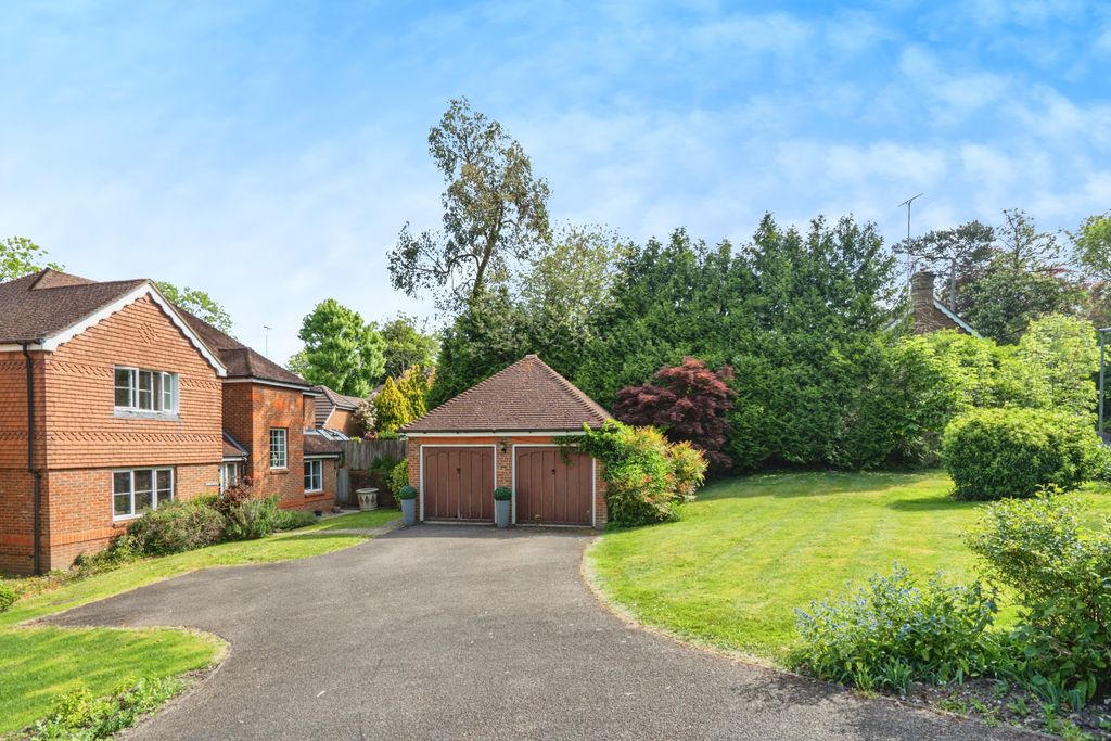 Property photo 1 of 14