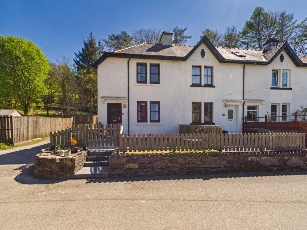 Property photo 1 of 24