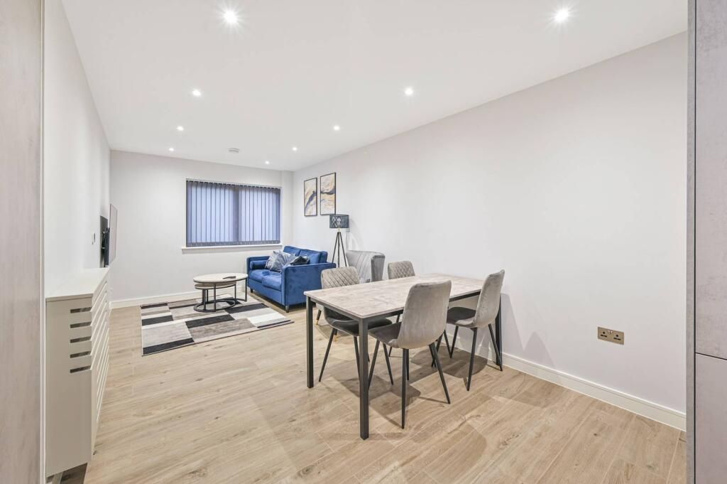 Property photo 3 of 7 Photo 3