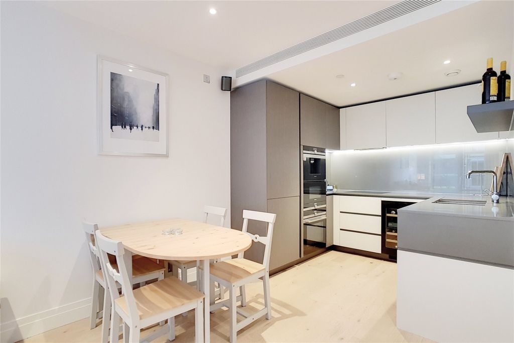 Property photo 3 of 15 Picture No. 05