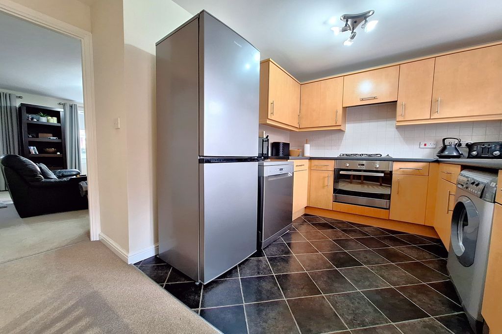 Property photo 3 of 19 Kitchen/Diner