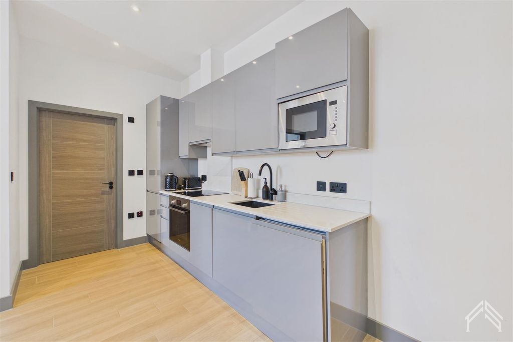 Property photo 3 of 7 3.Jpg
