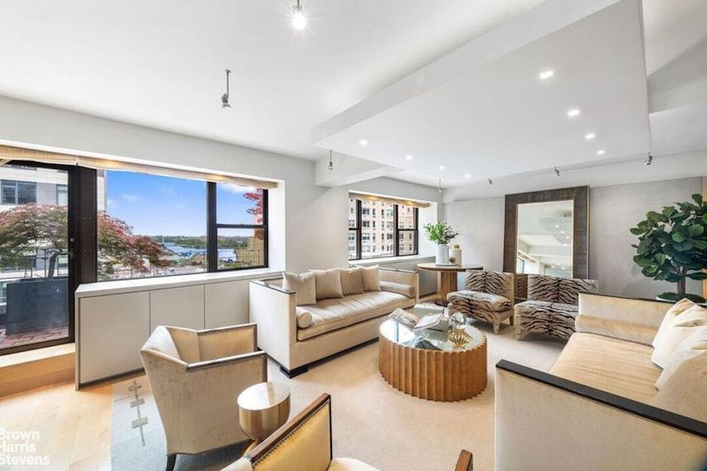 Property photo 3 of 17 <Alttext/>