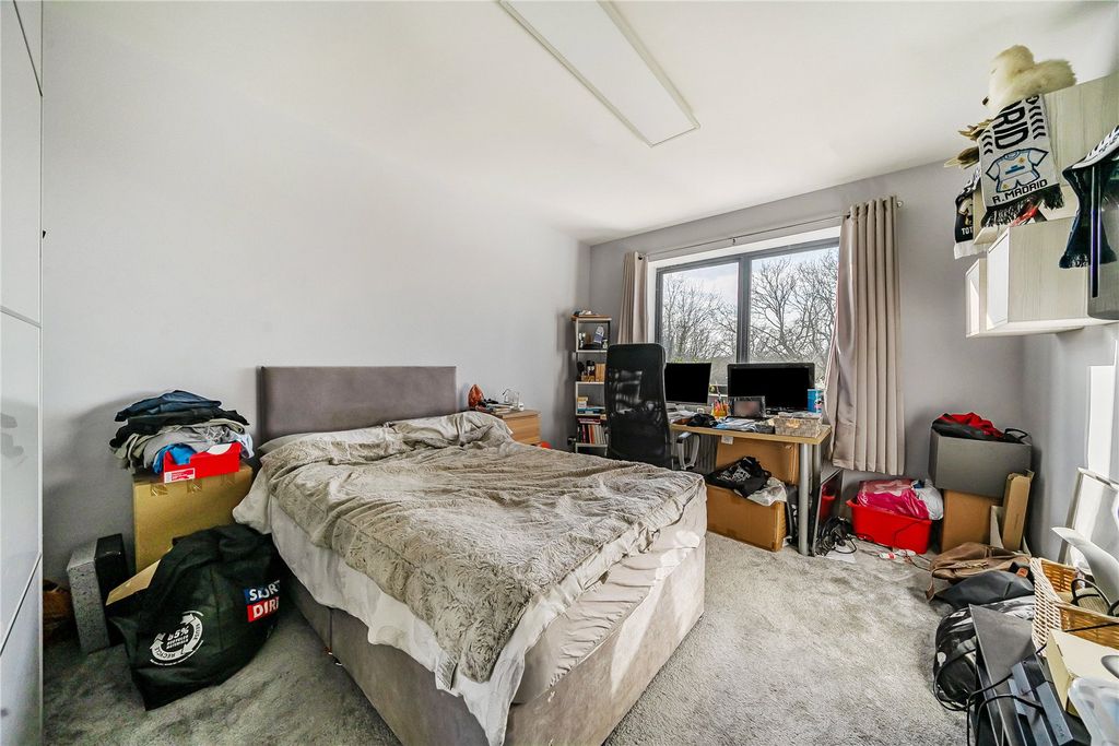 Additional image 14 of 6 bed detached house for saleEdgwarebury Lane, Edgware HA8